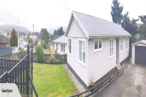 Photo of property in 93 Castor Crescent, Cannons Creek, Porirua, 5024