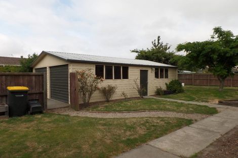 Photo of property in 371 Yaldhurst Road, Russley, Christchurch, 8042