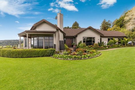 Photo of property in 39 Harry Dreadon Road, Opaheke, Papakura, 2584