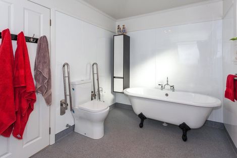 Photo of property in 518 Rolleston Street, Thames, 3500