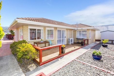 Photo of property in 43a Sheridan Crescent, Trentham, Upper Hutt, 5018