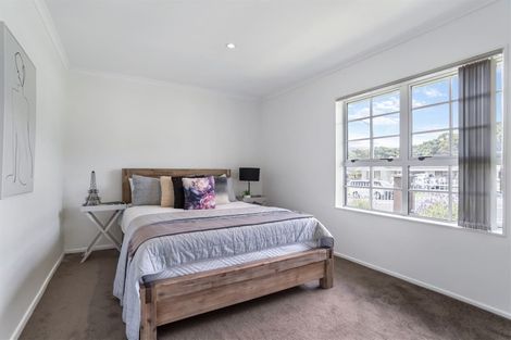 Photo of property in 121 Everglade Drive, Totara Heights, Auckland, 2105