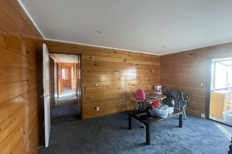 Photo of property in 2/41 College Road, Northcote, Auckland, 0627