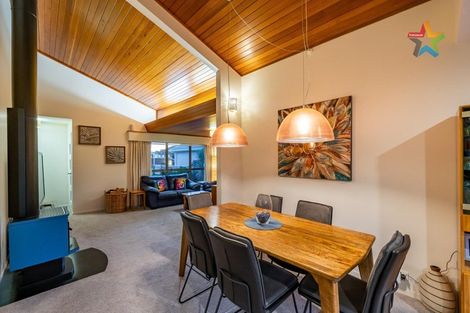 Photo of property in 27 Holyoake Crescent, Avalon, Lower Hutt, 5011