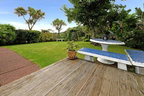 Photo of property in 188 Shaw Road, Oratia, Auckland, 0604