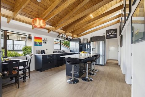 Photo of property in 57 John Dee Crescent, Red Beach, 0932