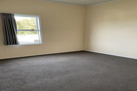 Photo of property in 1 Oxford Street, Tirau, 3410