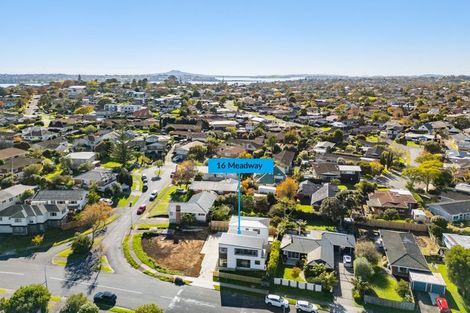 Photo of property in 16b Meadway, Sunnyhills, Auckland, 2010