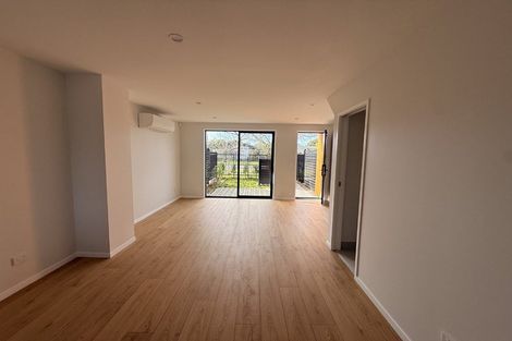 Photo of property in 2/1 Scott Road, Hobsonville, Auckland, 0616