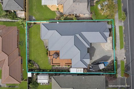 Photo of property in 15 Summerland Drive, Henderson, Auckland, 0612