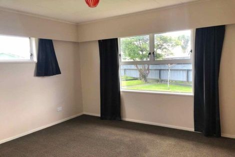 Photo of property in 15 Rochester Street, Tamatea, Napier, 4112