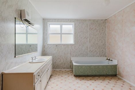 Photo of property in 6 Valley Road, Woodville, 4998