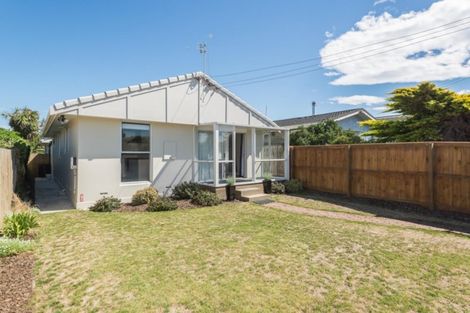 Photo of property in 1/534 Marine Parade, South New Brighton, Christchurch, 8062