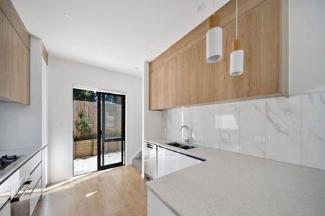 Photo of property in 64 Landscape Road, Papatoetoe, Auckland, 2025