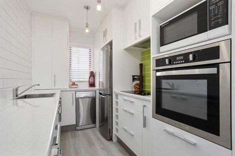 Photo of property in 6/773 Beach Road, Browns Bay, Auckland, 0630