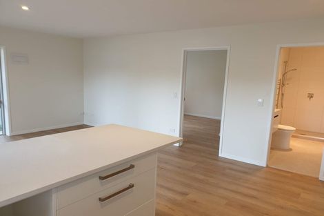 Photo of property in 2/1 Tallington Crescent, Torbay, Auckland, 0630