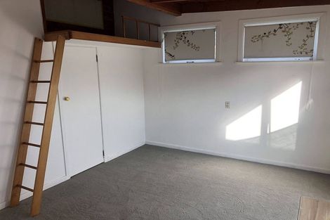 Photo of property in 19 Ferry Parade, Herald Island, Auckland, 0618