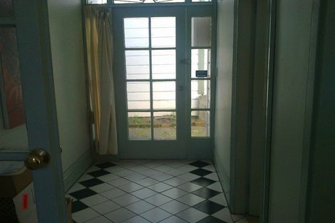 Photo of property in 69 Wellington Road, Kilbirnie, Wellington, 6022