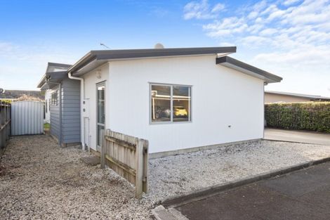 Photo of property in 16 Notre Dame Court, Pukekohe, 2120