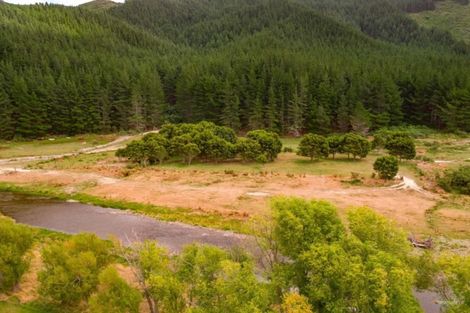 Photo of property in 1100b Coast Road, Wainuiomata Coast, Wainuiomata, 5373