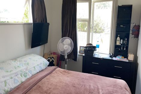 Photo of property in 2 Richard Road, Mangere, Auckland, 2022