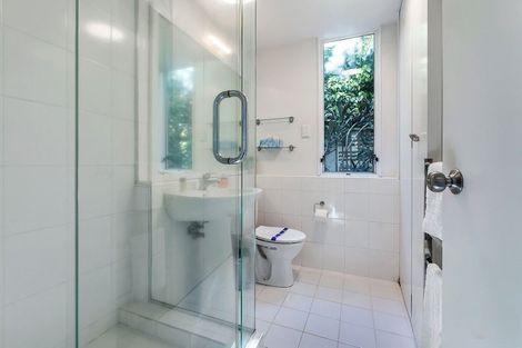 Photo of property in 2/7 London Street, Saint Marys Bay, Auckland, 1011