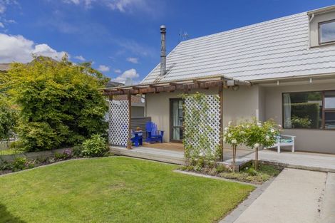 Photo of property in 27 Hood Crescent, Arrowtown, 9302