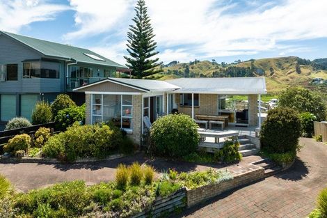 Photo of property in 18 The Crescent, Waihi Beach, 3611