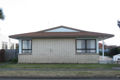 Photo of property in 1/67 Douglas Mclean Avenue, Marewa, Napier, 4110
