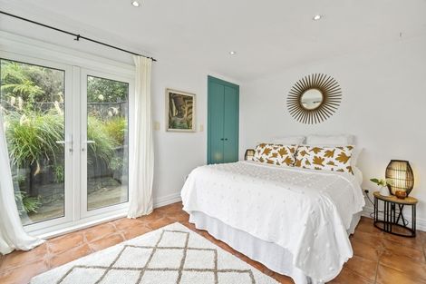 Photo of property in 27 Mortimer Terrace, Aro Valley, Wellington, 6021