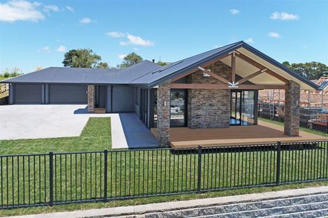 Photo of property in 6 Kerr Crescent, Patumahoe, 2679