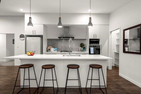 Photo of property in 26 Hiria Crescent, Papamoa Beach, Papamoa, 3118