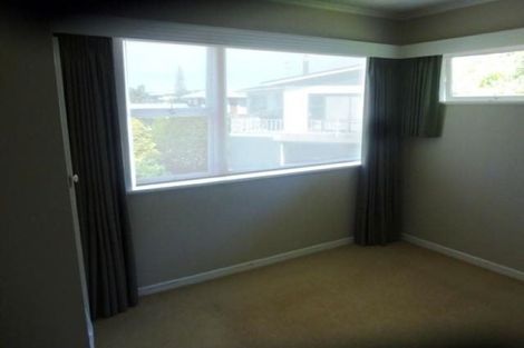 Photo of property in 24 Bevyn Street, Castor Bay, Auckland, 0620