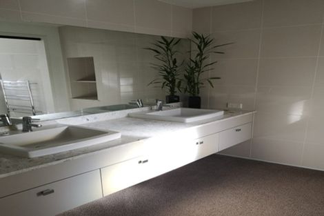 Photo of property in 62 Newhaven Terrace, Mairangi Bay, Auckland, 0630