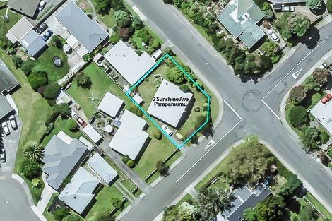 Photo of property in 2 Sunshine Avenue, Paraparaumu, 5032