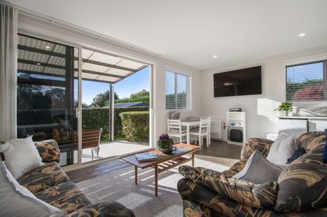 Photo of property in 8 Astelia Drive, Omokoroa, 3114