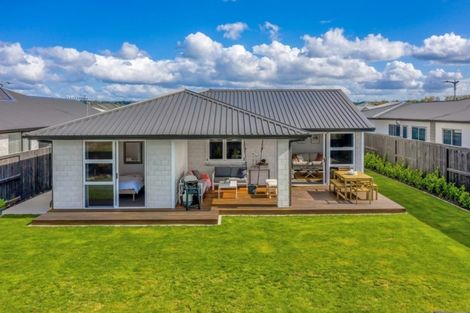 Photo of property in 131 Penetaka Heights, Pyes Pa, Tauranga, 3112
