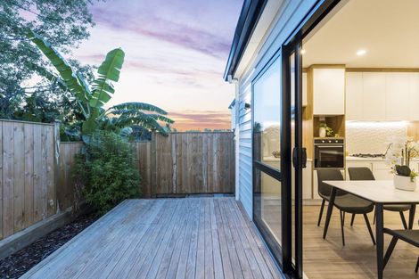 Photo of property in 38b Caversham Drive, Torbay, Auckland, 0630