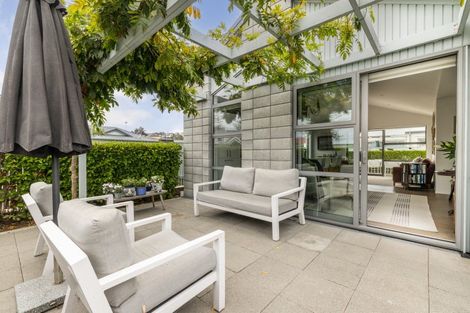 Photo of property in 53 Waghorne Street, Ahuriri, Napier, 4110