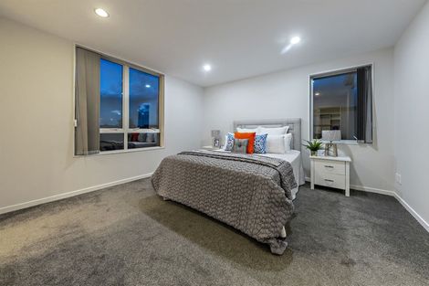 Photo of property in 21 Popokatea Drive, Takanini, 2112