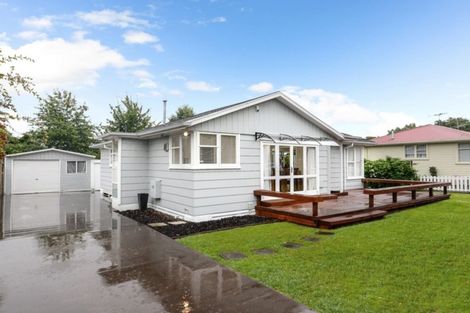 Photo of property in 8 Seamer Place, St Andrews, Hamilton, 3200