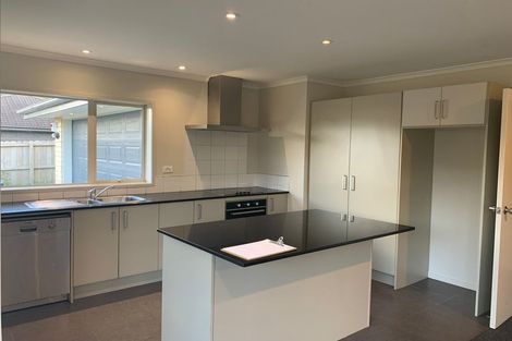 Photo of property in 31 Willowgrange Place, Pukekohe, 2120