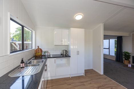 Photo of property in 17 Old Coach Road South, Otaki Beach, Otaki, 5512