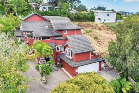 Photo of property in 16a Honeysuckle Lane, Mairangi Bay, Auckland, 0630