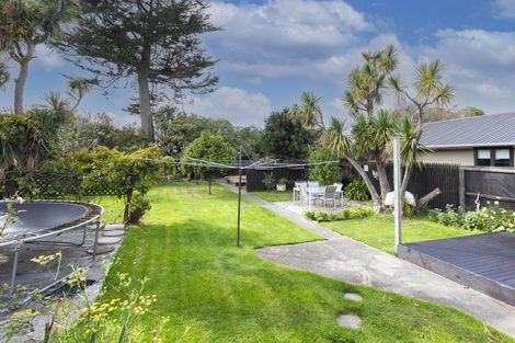 Photo of property in 2/265 Estuary Road, South New Brighton, Christchurch, 8062