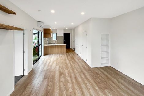 Photo of property in 2/28 Vodanovich Road, Te Atatu South, Auckland, 0610