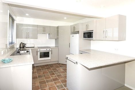 Photo of property in 16 Lake Ora Road, Te Kamo, Whangarei, 0112