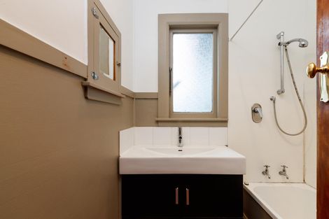 Photo of property in 31 Havill Street, Takaro, Palmerston North, 4410