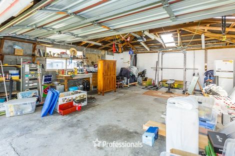 Photo of property in 8 Coates Grove, Silverstream, Upper Hutt, 5019