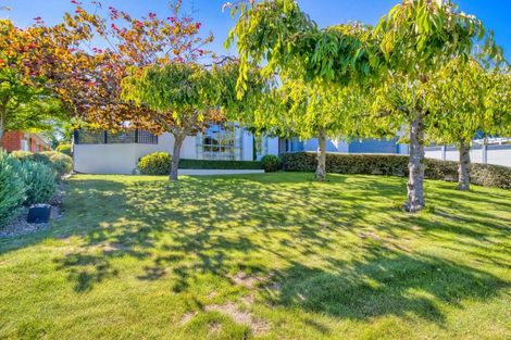 Photo of property in 6 Kingsgate Close, Havelock North, 4130